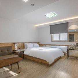 Hotel Pacific