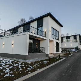 Viesnīca Tarcin Luxury Villas pilsētā Čičke