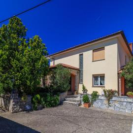 Apartment Marija, hotel in Omišalj