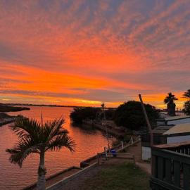 Pelican Point Waterfront Resort – hotel w mieście Carnarvon