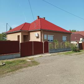 Bandi Vendégház, hotel v destinaci Verpelét