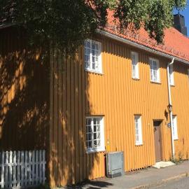 Garnisonsykehuset Stavern、ラルヴィクのホテル