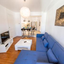 KASA ZAMBEZE - Spacious - Equipped - Wi-Fi, hotel sa Saint-Étienne