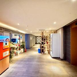 K Stay Yeongtong Branch, hotel in Suwon