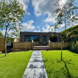 Uno Moor Side - 4 Bed, 2 Bath, Garden, sleeps 8 - Parking, hotel in Carbis Bay