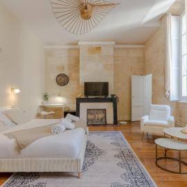 Le Nid des Chartrons - Suite privée élégante au cœur de Bordeaux