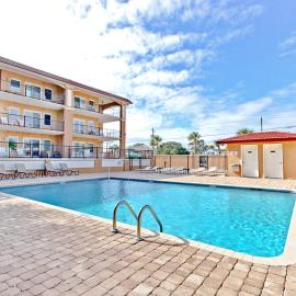 Brass Rail 210, hotel i Tybee Island