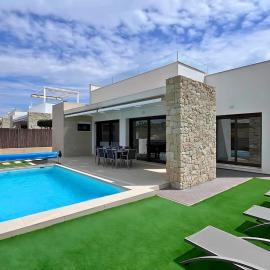 Modern villa with private pool at Golf Vistabella