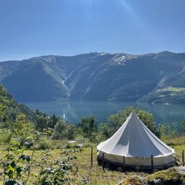 Glamping Kalhagen, ξενοδοχείο σε Vangsbygd
