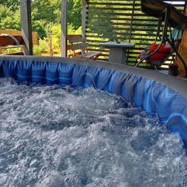 Roztocze, Domek Na Leśnym Wzgórzu nr2,Krasnobród,Zamość, Zwierzyniec, jacuzzi, hotel en Adamów