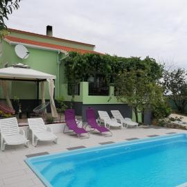 Family-friendly apartments with swimming pool Pula - 24352