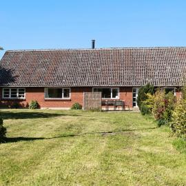 4 Bedroom Stunning Home In Hemme