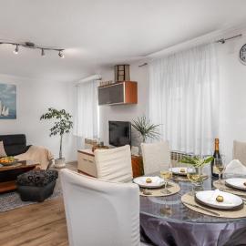 Lovely Home In Selce With Wifi