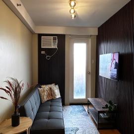 Minimalist 1-bedroom condo unit CASA TIMMY