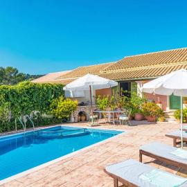Villa Maistro Cottage by Villa Plus, hotel in Ágios Stéfanos