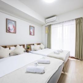 Master Residence Dotonbori Shinsaibashi, hotel u Osaki
