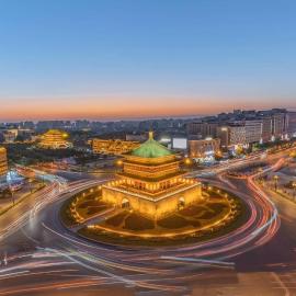 Xi'an Bell Tower Yongning Gate Orange Crystal Hotel