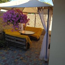 Домик у моря, hotel u gradu 'Odesa'