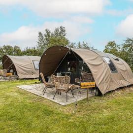 De Waard familietent Willemsduin – hotel w mieście Schiermonnikoog