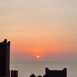 Appartement lumineux avec vue mer à Sidi Rbat Entre nature et océan, hotel a Rbat