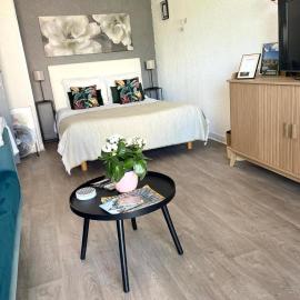 Le Clos Pichot - Studio avec balcon, parking privé - 5mn Gare, Hotel in Chartres
