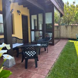 LA CASUCA planta baja COMILLAS – hotel w mieście Comillas