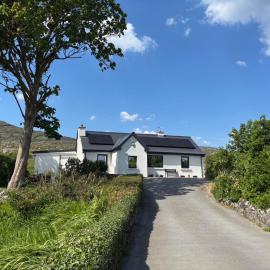 Cottage 486 - Roundstone, hotel a Roundstone