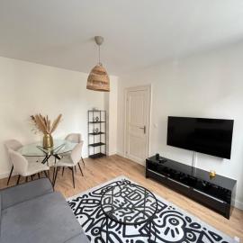 Soh Rent Appartement chaleureux proche Strasbourg, hotel i Schiltigheim