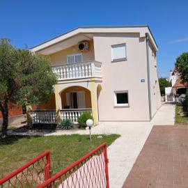 Holiday Home Bella 1 & Bella 2