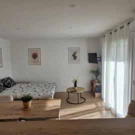 studio entièrement rénové a 2 min de la mer