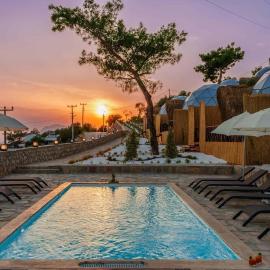 Kalkan Kingdome Deluxe Glamping, hotel en Kaş