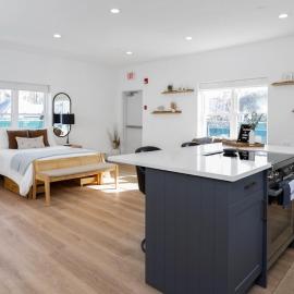 Chic Studio Close to Harbor Point