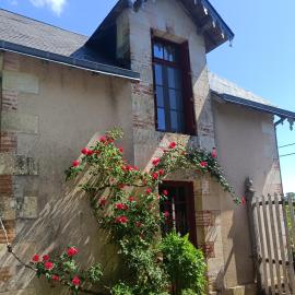 COTTAGE, Hotel in La Chapelle-Bâton
