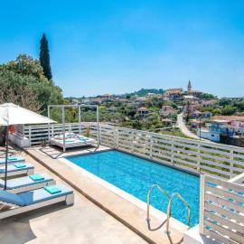 Villa Observer by Villa Plus