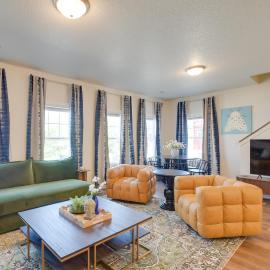 Near TBK Bank Sports Complex: Quad Cities Townhome