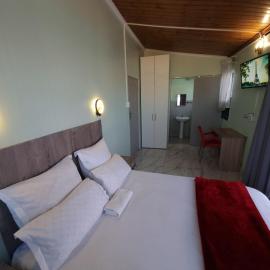 Ojong's Guesthouse Kraaifontein - Eikendel