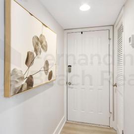 Remodeled 2 Bed/2 Bath, 3rd floor Oceanfront condo sleeps 5. Oceanfront balcony & pool.