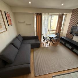 Cozy Studio Ideally Located