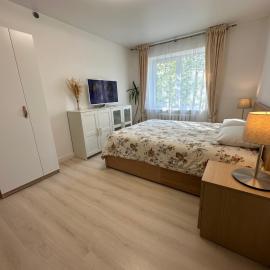 Apartamentai šalia baseino, hotel in Palanga