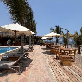 Baja Canoas Hotel, hotel v destinácii Canoas De Punta Sal