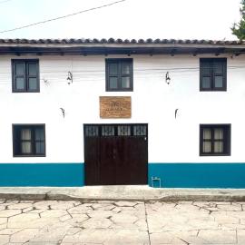 Alhambra Hotel - San Cristóbal de las Casas, hotel sa San Cristóbal de Las Casas