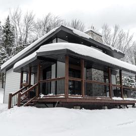 Chalet Zénitude En Forêt - Spa et Moments Précieux, hotel Saint-Damienben