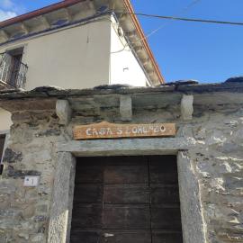 Casa San Lorenzo, dimora storica del 1600, Hotel in Antronapiana