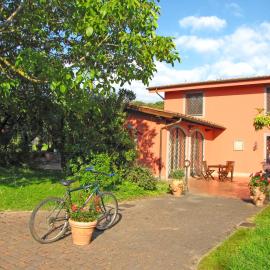 B&B Ai Glicini Castelli Romani, hotel in Marino
