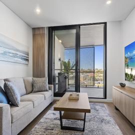 Charming 1-Bed with Rooftop Access & Parking