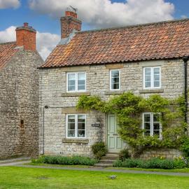 Pretty Yorkshire Stone Cottage Harome, hotel a Harome