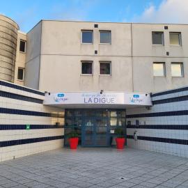 Auberge La Digue, hotell i Calais