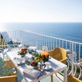 Sea Whisper Home -Sunset, Sea, Easy Stay, Shops