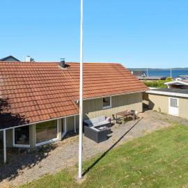 Lovely Home In Børkop With Wifi، فندق في Børkop