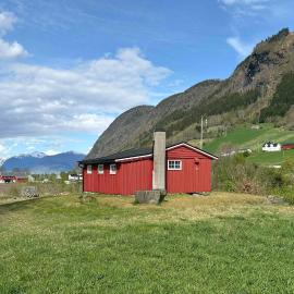 1 Bedroom Awesome Home In Vik I Sogn โรงแรมในVikøyri